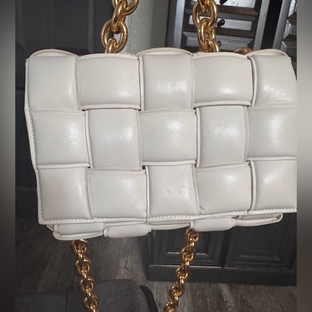 Bottega Veneta White Crossbody Bag with Gold Chain